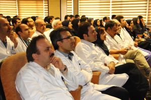 بازدید رئیس دانشگاه علوم پزشکی ایران ۱۳۹۲: عکس شماره 6 / 12